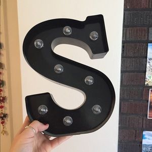 S broadway light room decoration